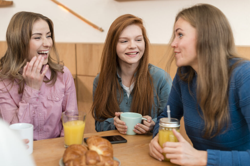 front-view-girls-talking